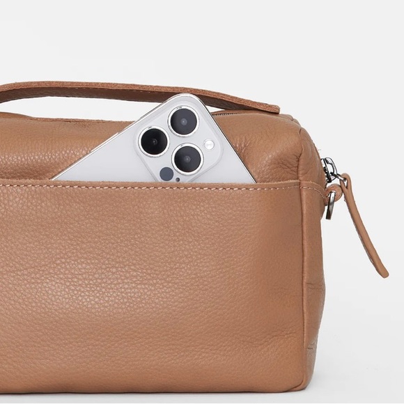 HAMMITT EVAN CROSSBODY Biscotti Gunmetal
LEATHER brown tan - Picture 4 of 5